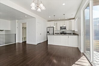 2333 S Long Dr in Saratoga Springs, UT - Building Photo - Building Photo