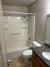 467 Ballantyne St, Unit 44 in El Cajon, CA - Foto de edificio - Building Photo