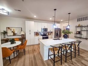 Solace at Casa Grande Crossings in Casa Grande, AZ - Foto de edificio - Building Photo