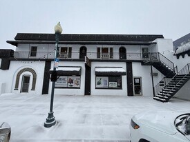 119-121 W Kemp Ave in Watertown, SD - Building Photo