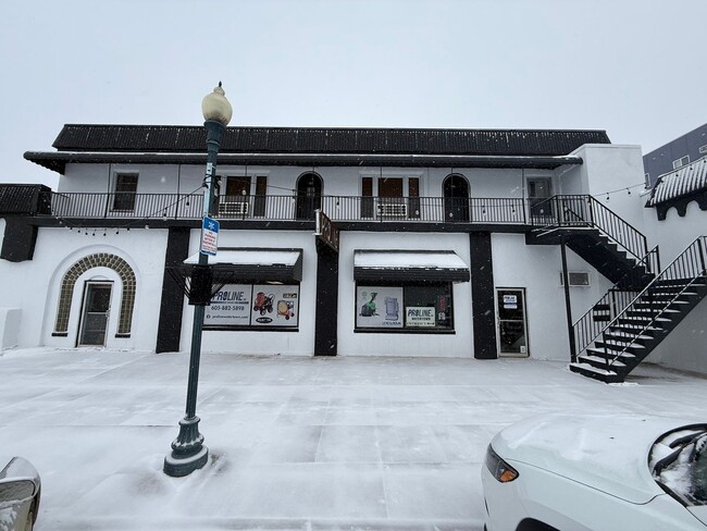 property at 119-121 W Kemp Ave