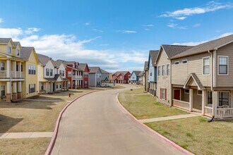 Cottage Row Stillwater in Stillwater, OK - Building Photo - Building Photo