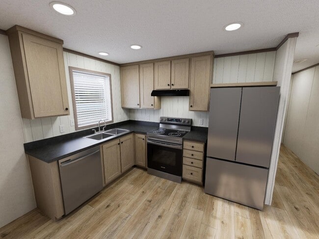 property at 3938 King Edwards Ct