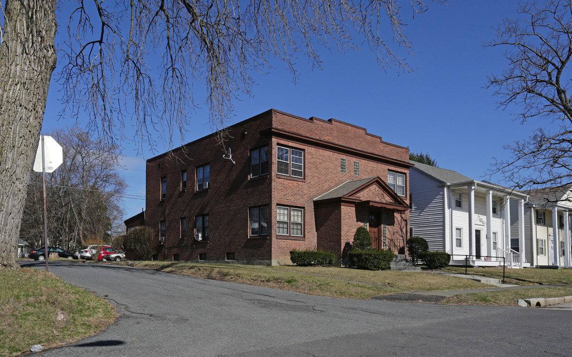 86 Hawthorne Ave in Albany, NY - Building Photo