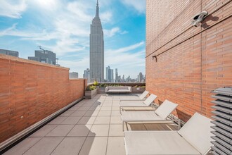 49 E 34th St, Unit 8B in New York, NY - Building Photo - Building Photo