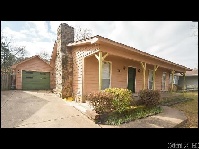 property at 15 Kingspark Dr