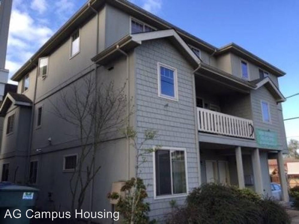 762 E 17th Ave in Eugene, OR - Foto de edificio