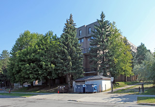 Woodfinch Mews in Toronto, ON - Building Photo - Building Photo