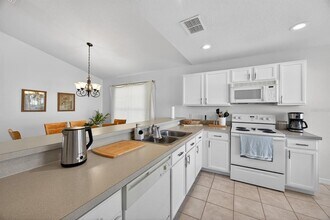 355 High Point Dr in Davenport, FL - Building Photo - Building Photo