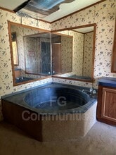 4557 Wallburg Rd in Winston-Salem, NC - Building Photo - Building Photo