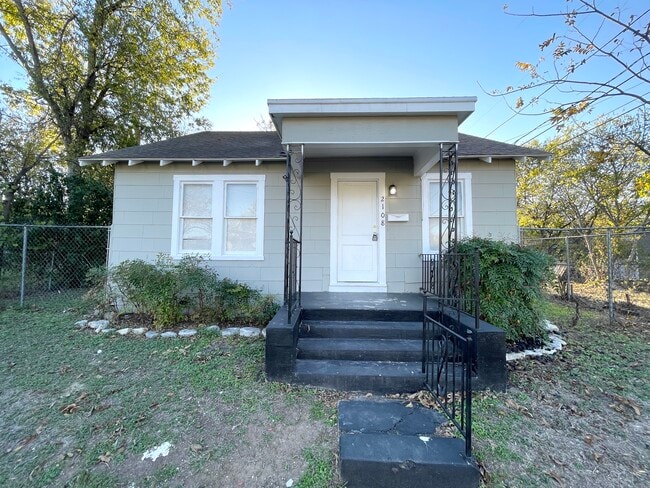 property at 2108 N 21st St