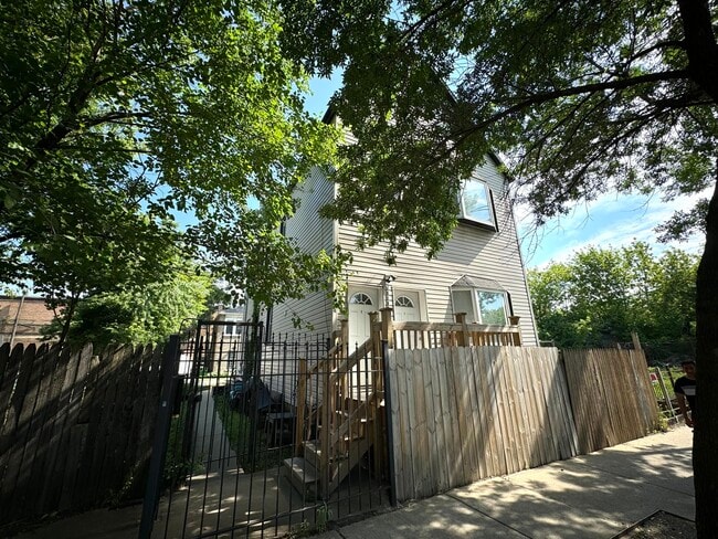 property at 3904 W Armitage Ave