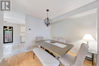 5-5 Spring St in Orangeville, ON - Building Photo - Building Photo