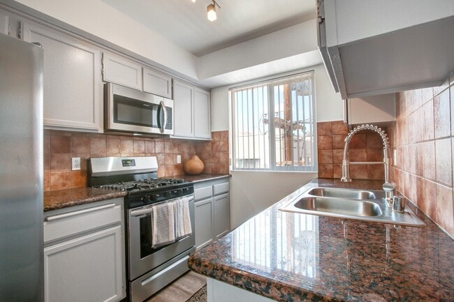 Wilcox Luxury Apartments in Los Angeles, CA - Building Photo - Building Photo