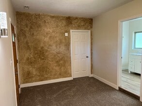 152 W 300 N in Bountiful, UT - Building Photo - Building Photo