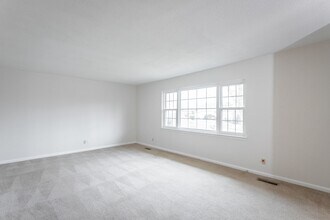 7005 Genoa Dr in Chattanooga, TN - Building Photo - Building Photo