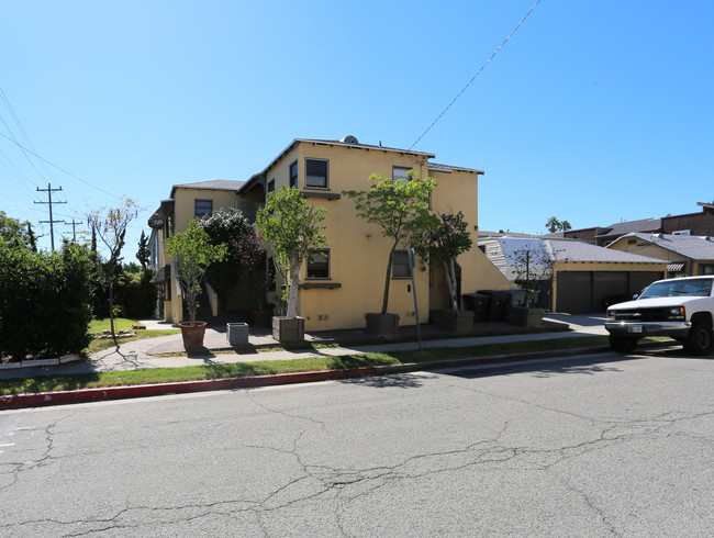 1020 Raleigh St in Glendale, CA - Building Photo - Building Photo