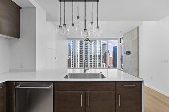 301 West Ave, Unit 3004 in Austin, TX - Building Photo - Building Photo