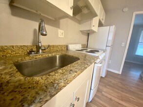 533 2nd St N-Unit -- in St. Petersburg, FL - Building Photo - Building Photo