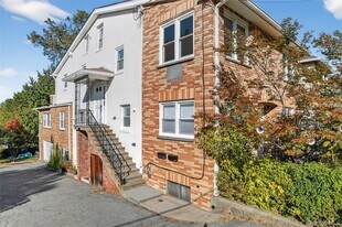 47 New Broadway in Sleepy Hollow, NY - Building Photo