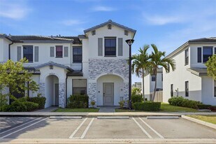 28702 SW 133rd Ct in Homestead, FL - Building Photo