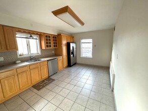 153 Avenue B in Bayonne, NJ - Building Photo - Building Photo