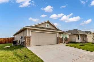 11325 Rodeo Dr in Providence Village, TX - Building Photo - Building Photo