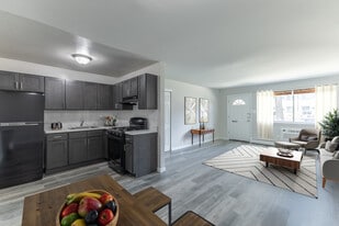 Woodland Village Apartments in Lindenwold, NJ - Building Photo