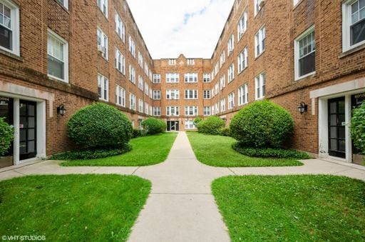 property at 1908 W Morse Ave