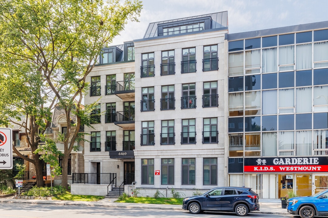 4469 Sainte-Catherine Rue O in Westmount, QC - Building Photo