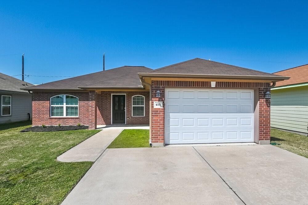 425 N 7th St in La Porte, TX - Foto de edificio