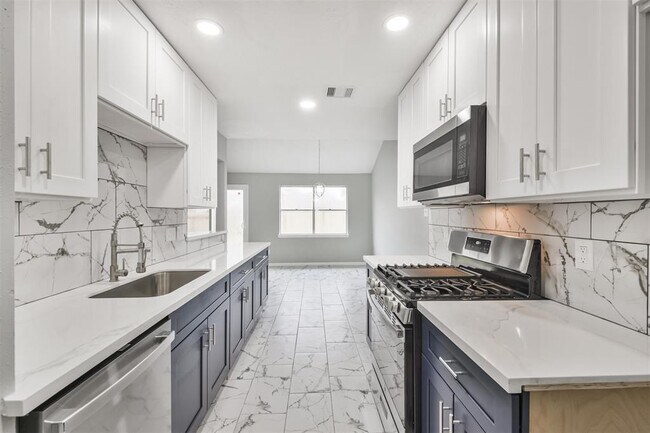 property at 1011 Cedar Post Ct