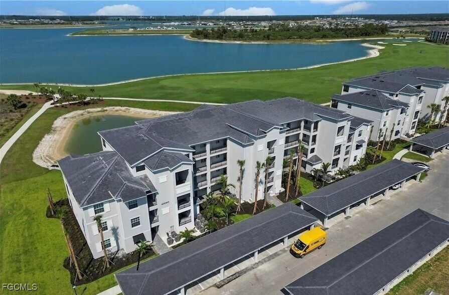 43060 Greenway Blvd, Unit 723 in Punta Gorda, FL - Building Photo