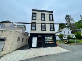 49 Hill St in Waterbury, CT - Building Photo