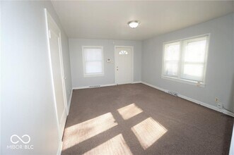 1306 N Chester Ave in Indianapolis, IN - Building Photo - Building Photo