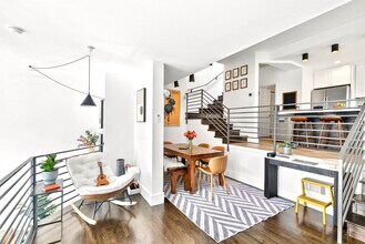 239 Tulare St in Brisbane, CA - Building Photo - Building Photo