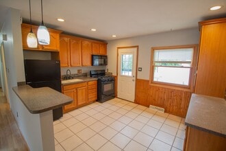 3275 Maryvale Dr in Schenectady, NY - Foto de edificio - Building Photo