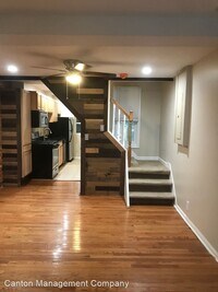 306 S Chapel St photo'