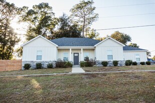 2810 Pinnacle Point Dr in Crestview, FL - Building Photo