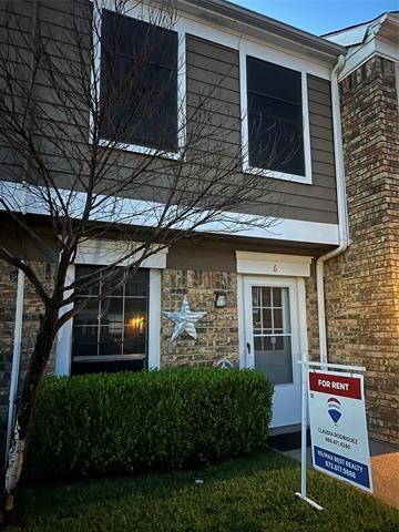 property at 705 Lee St