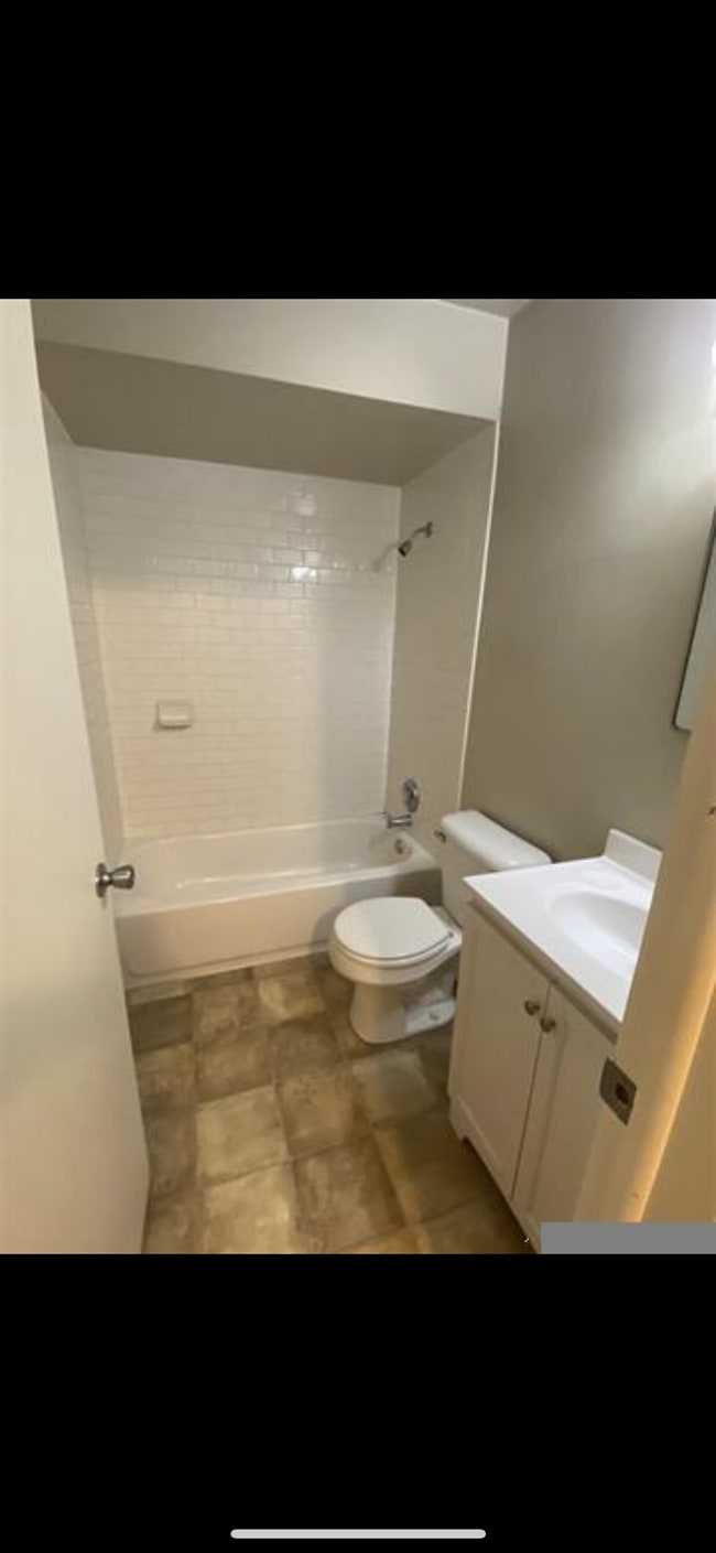 414 N Saint Bernard Dr, Unit 414 N. Saint Bernard Dr. in De Pere, WI - Building Photo - Building Photo