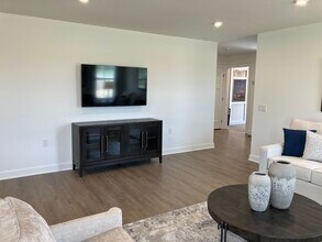 8514 Broad St in Indianapolis, IN - Building Photo - Building Photo