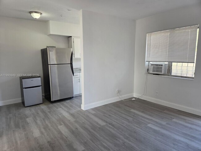 1628 SW 7th St in Miami, FL - Building Photo - Building Photo