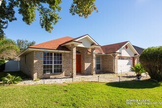 4863 Frost Lake Dr in Jacksonville, FL - Building Photo - Building Photo