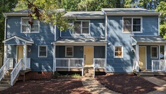 5508 Kaplan Dr, Unit B in Raleigh, NC - Building Photo