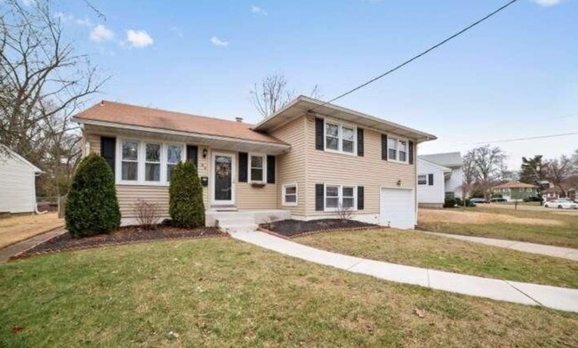 property at 34 Kenwood Dr