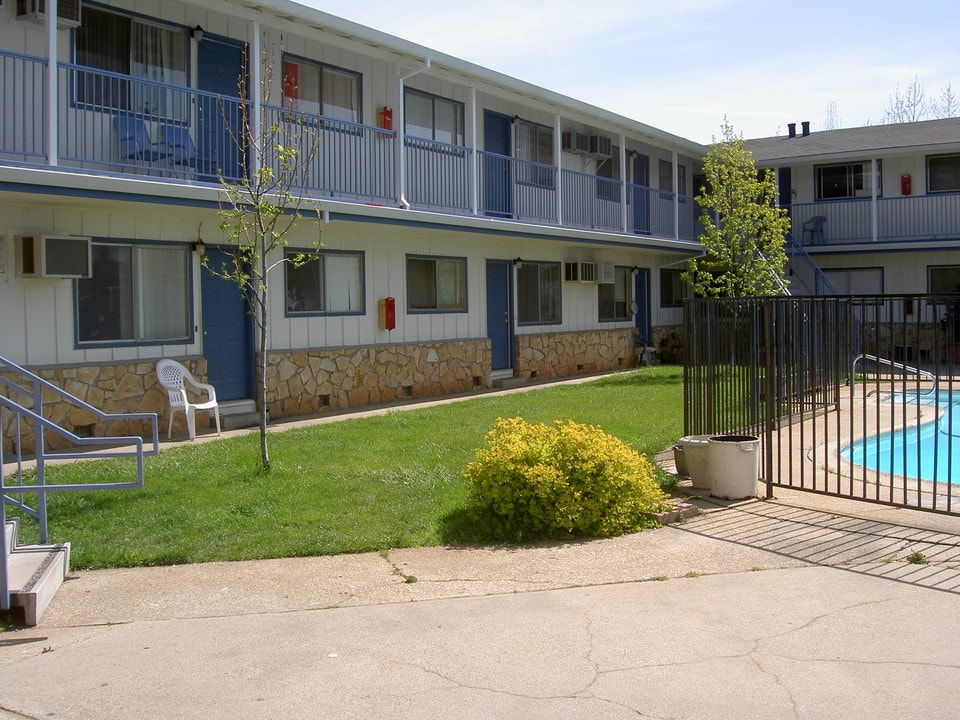 Dorsey Terrace Apartments in Grass Valley, CA - Building Photo