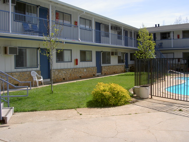 Dorsey Terrace Apartments