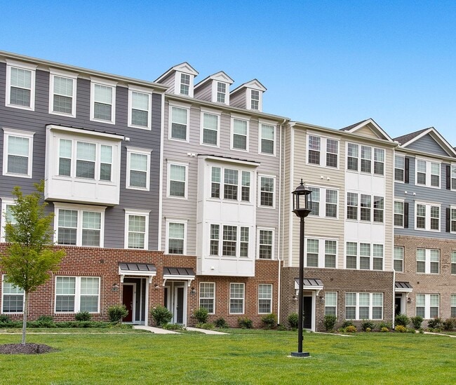 8112 Wistar Creek Mews in Henrico, VA - Building Photo - Building Photo