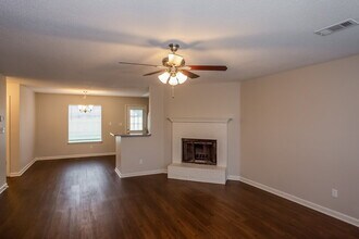 7094 Mirage Ln in Cordova, TN - Building Photo - Building Photo